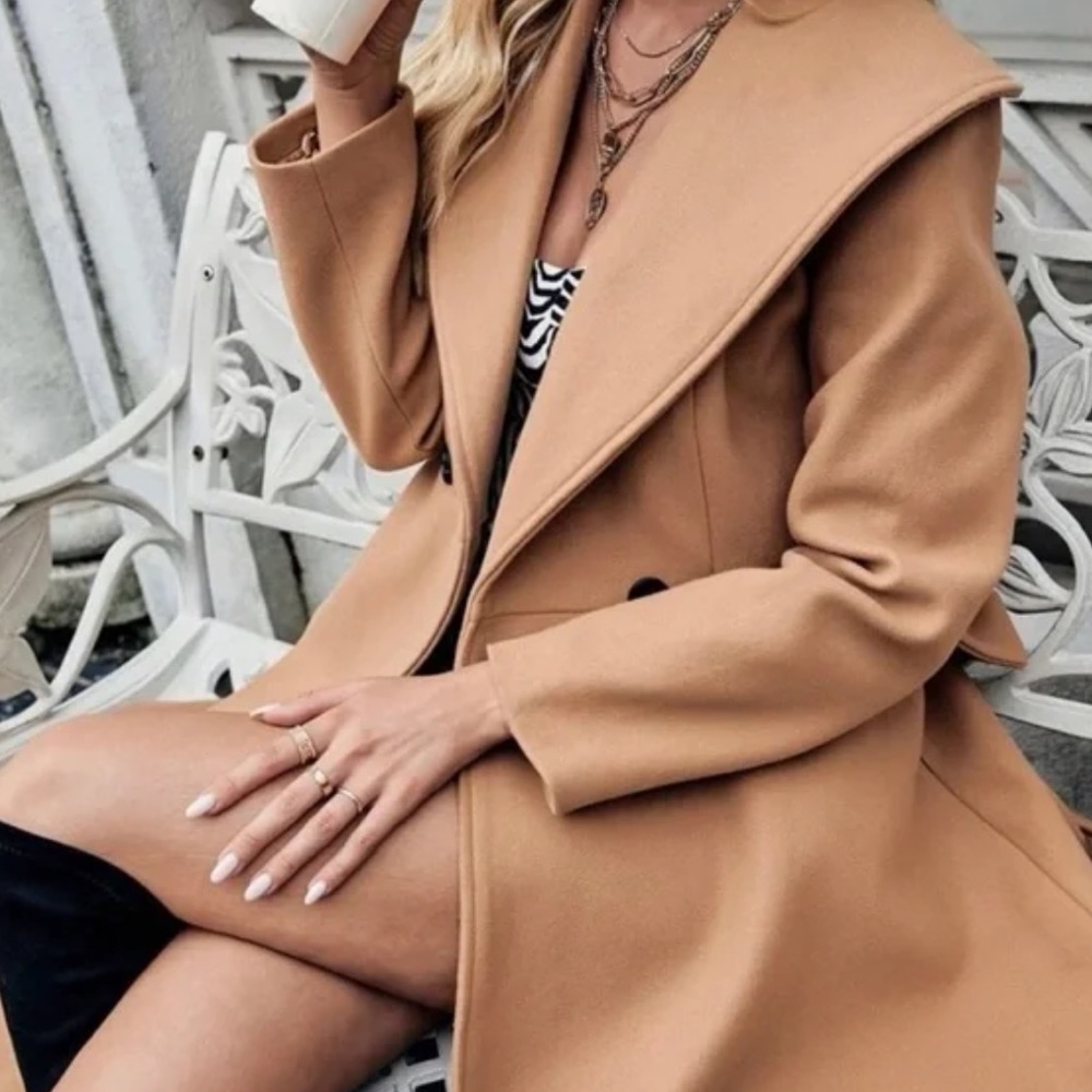 Cozy tan  belted Jacket coat - Picture 10 of 10